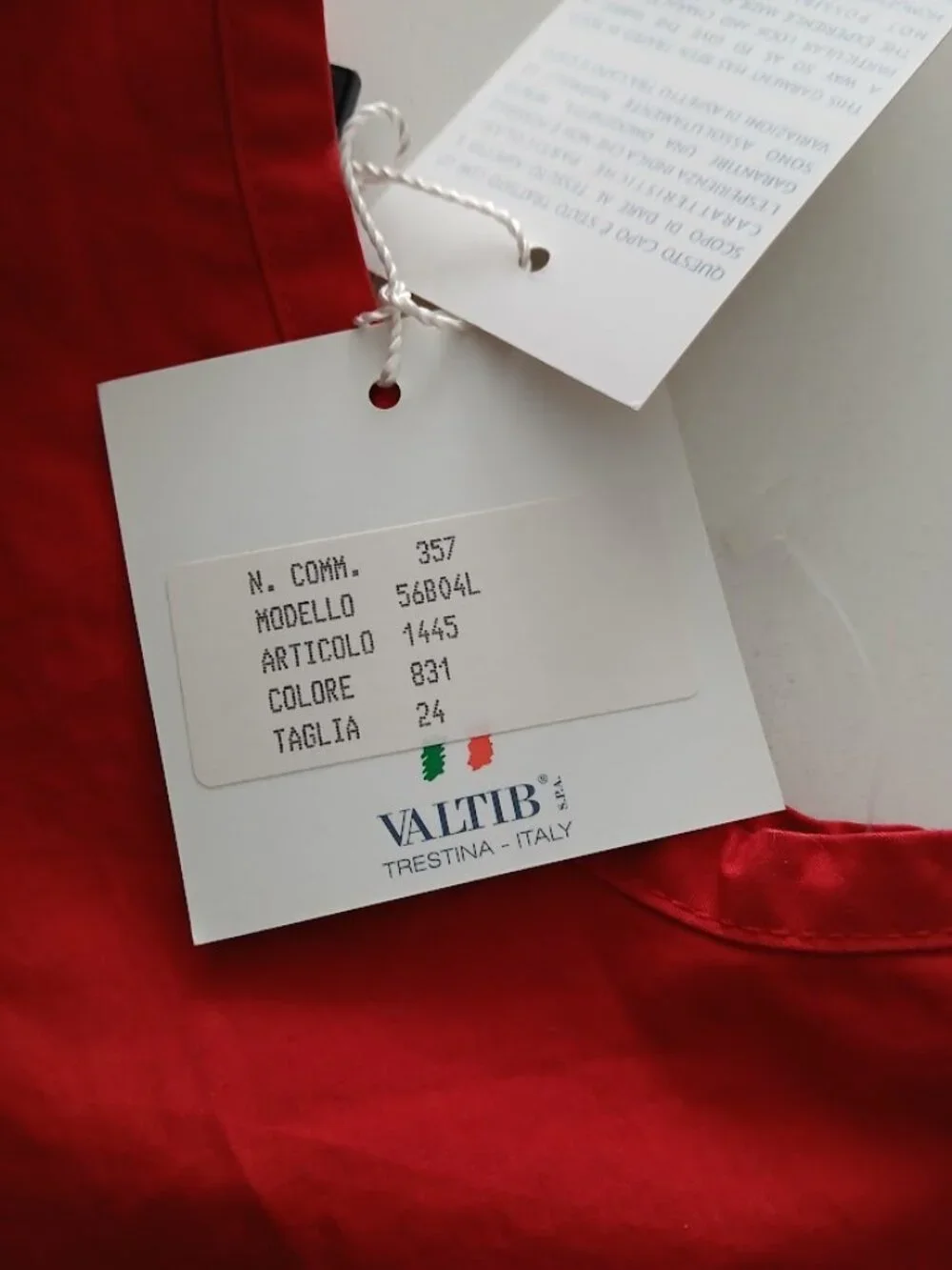 Gianfranco Ferre Baby Red 100% Cotton Hoody size 4 yrs - Picture 6 of 6